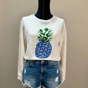 White Pineapple Graphic Women's Sweatshirt